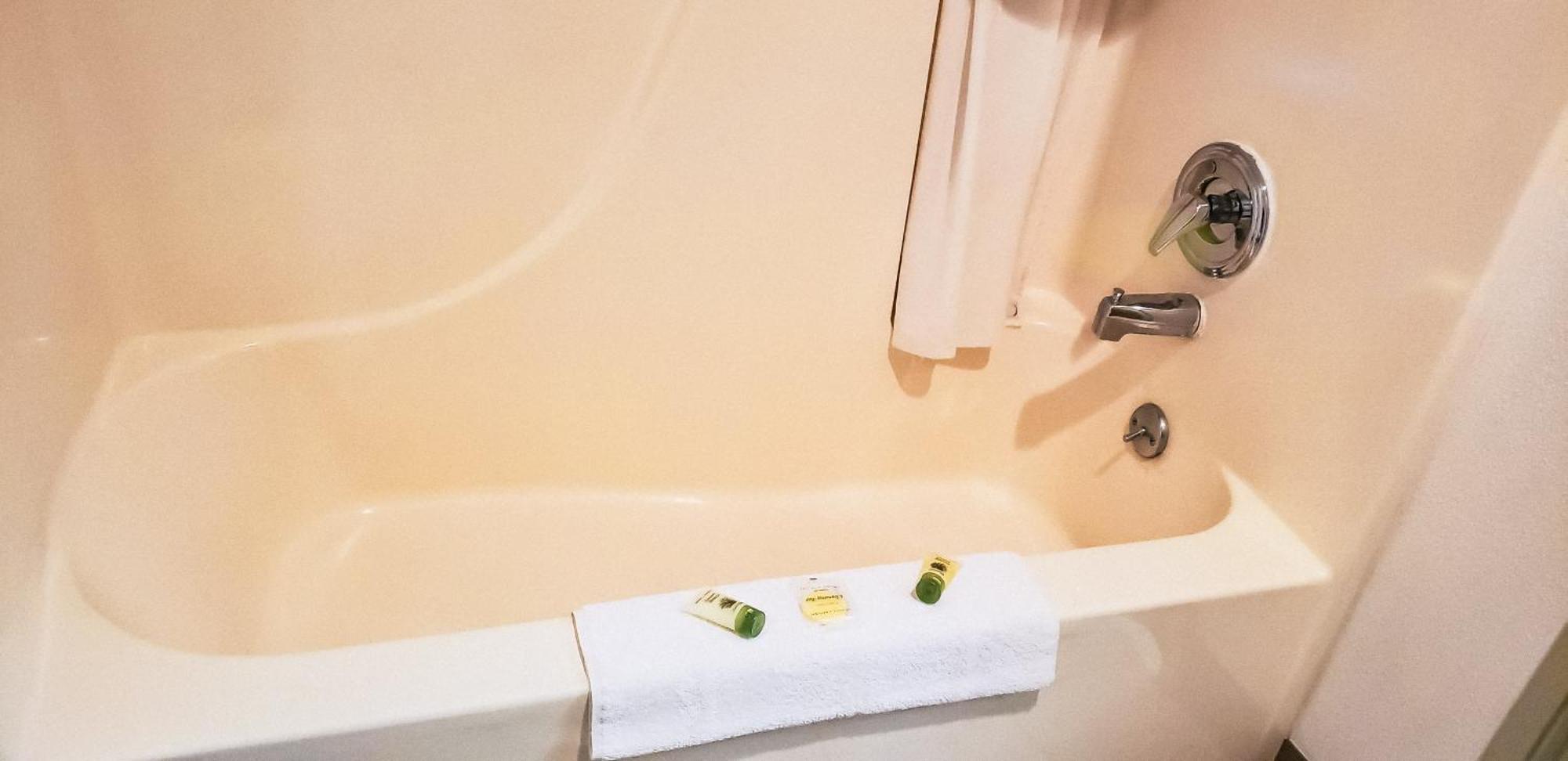 イン アメリカ ルイストン 部屋 写真